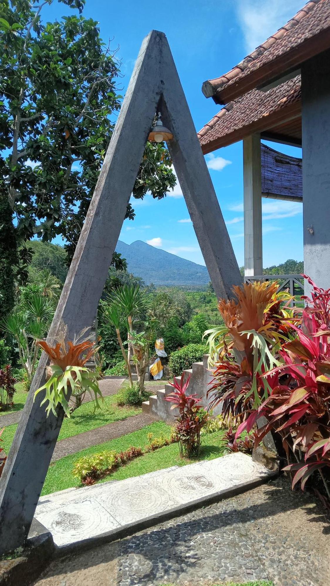 Hotel Padoba Mimpi House Karangasem Exterior foto